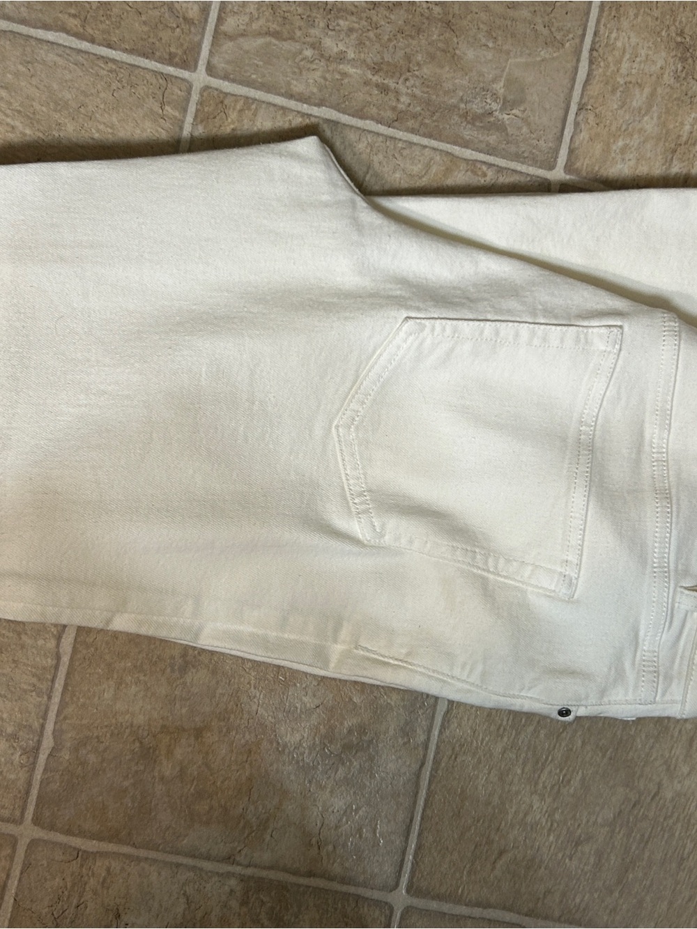 RW&CO. White Wide-Leg Jeans with Back Pocket
